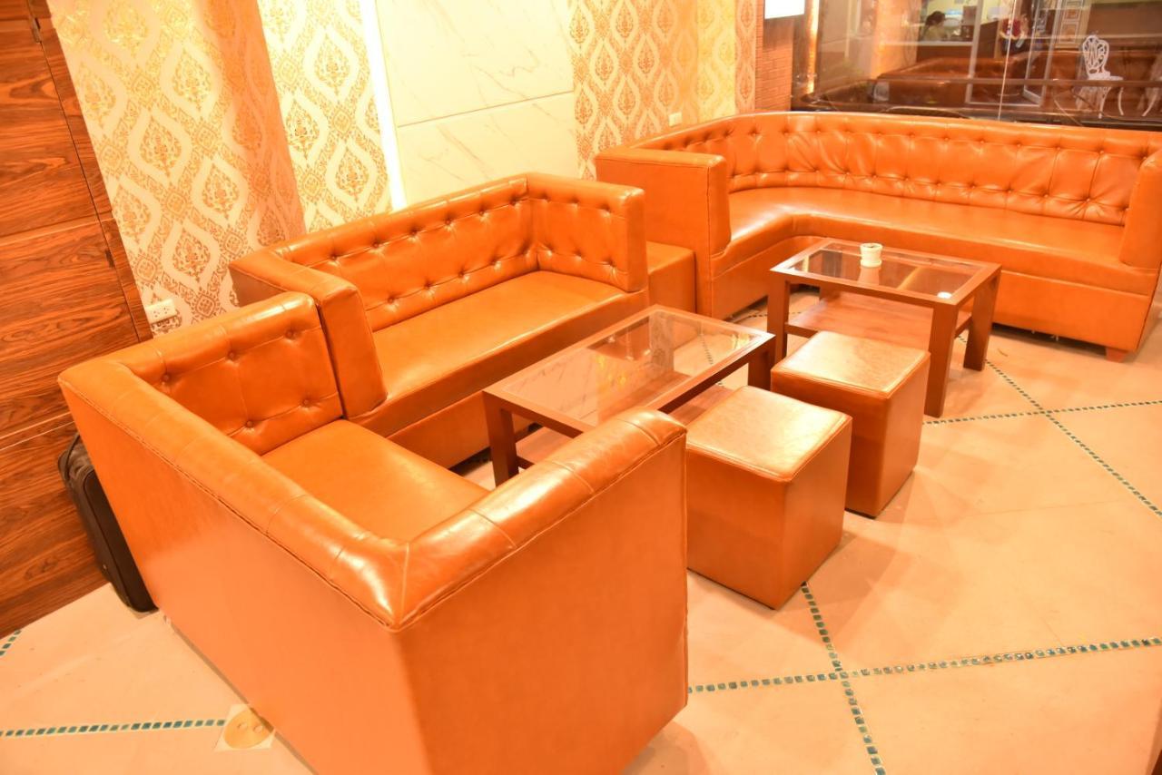 בנגקוק Rose Nana Hotel מראה חיצוני תמונה